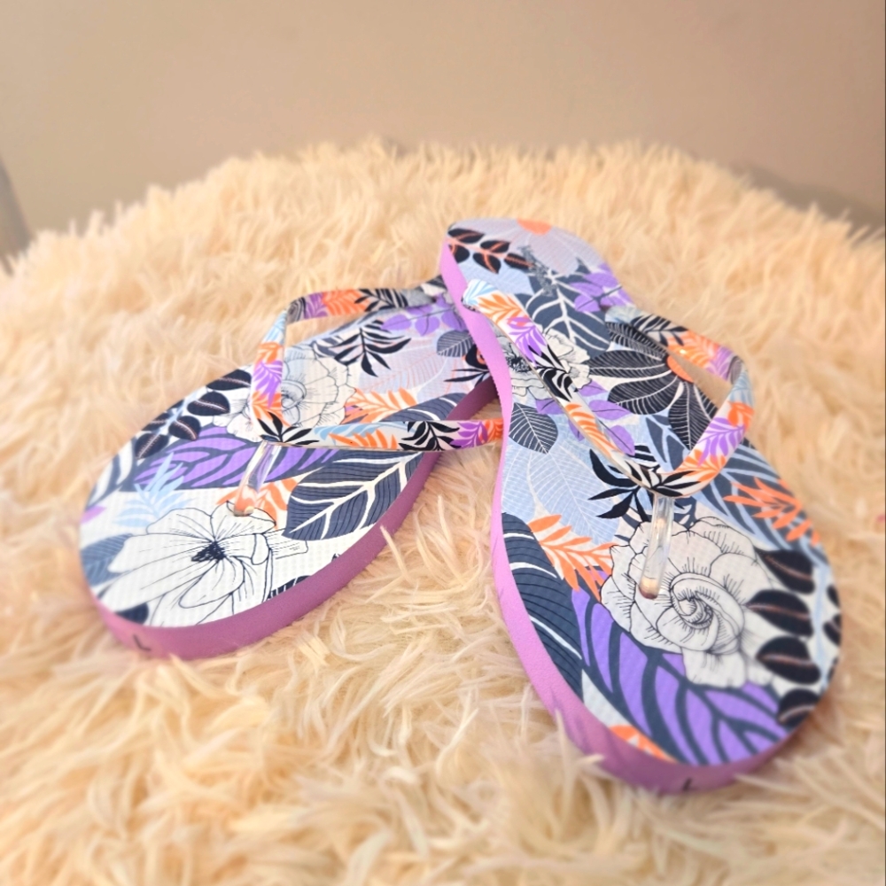 Vera Bradley Palm Floral Sandals Large 9/10 NEW